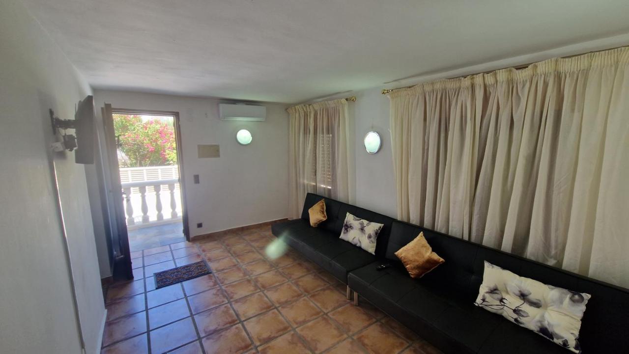 Maryvilla Zohra Calpe Exterior photo