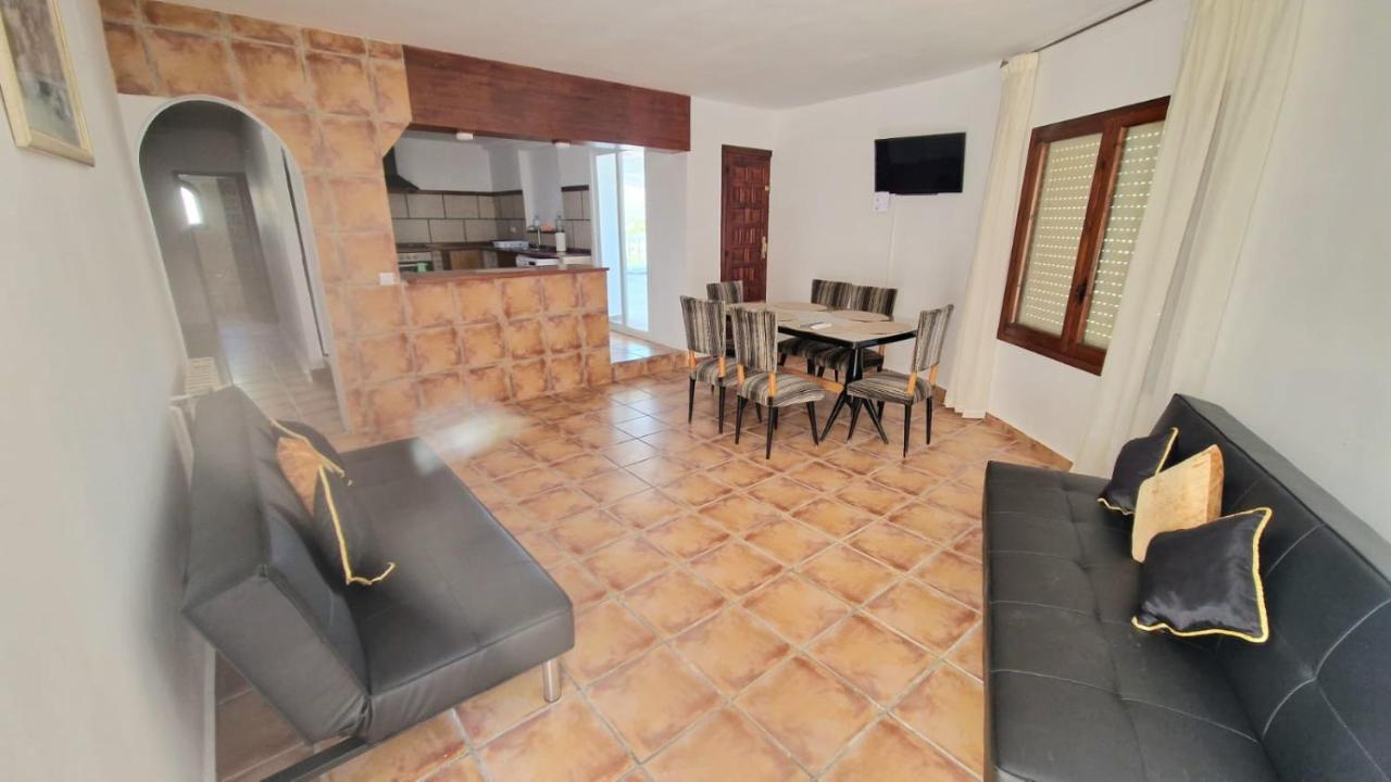 Maryvilla Zohra Calpe Exterior photo